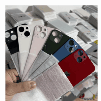 Lưng iPhone 13