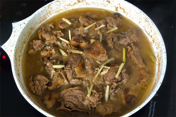 Nấu vịt giả cầy miền Trung
