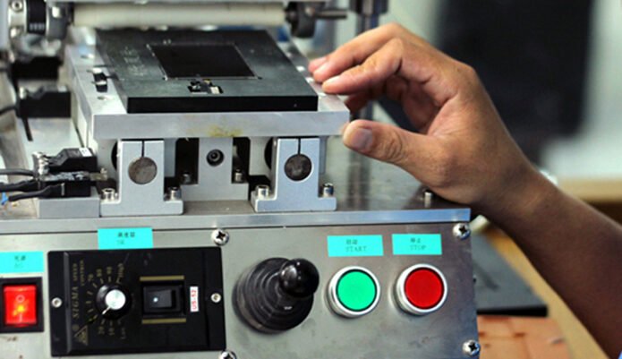  Ép Kính iPhone 12 Pro Max